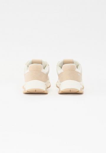 Гандбольные кроссовки