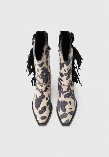 Ковбойские сапоги