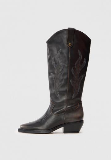 Ковбойские сапоги