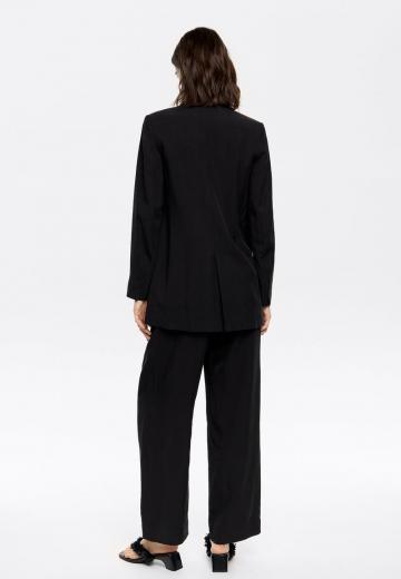 Короткое пальто