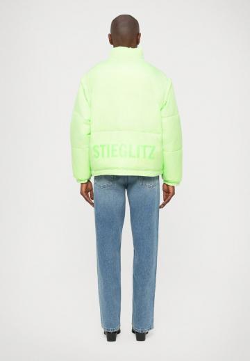 Зимняя куртка