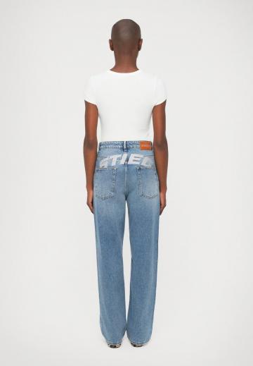 Свободные джинсы