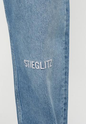 Свободные джинсы