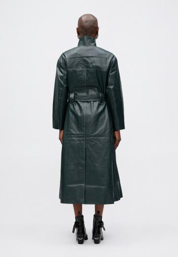Пальто из искусственной кожи