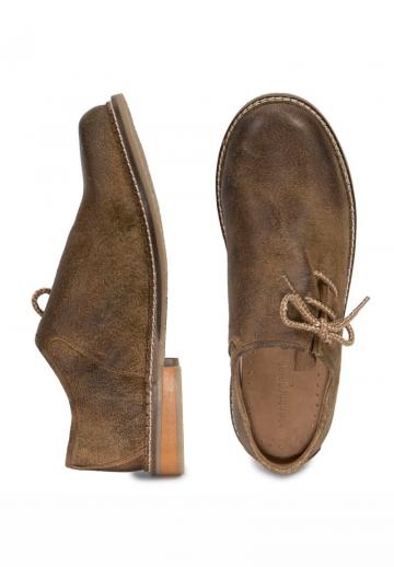 Ботинки на шнуровке