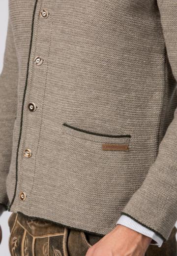 Вязаная кофта