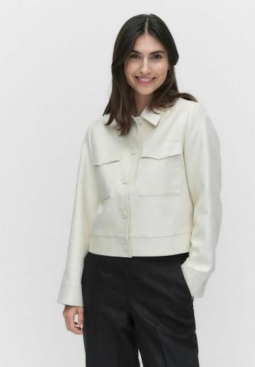 Блейзер с накладными карманами