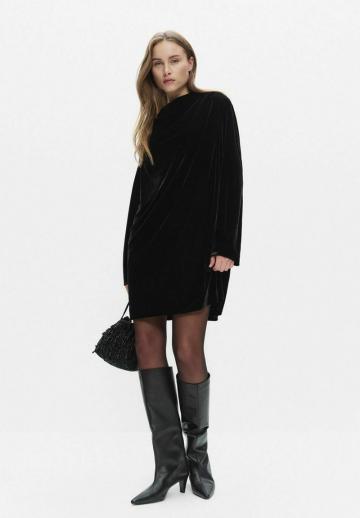 Короткое платье