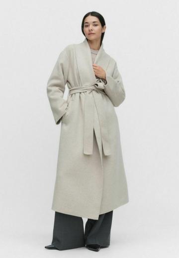 Шерстяное пальто