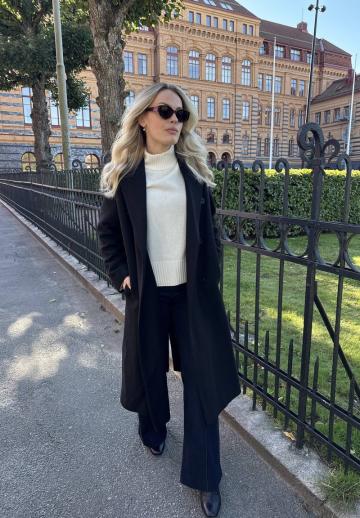 Шерстяное пальто