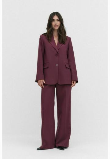 Короткое пальто