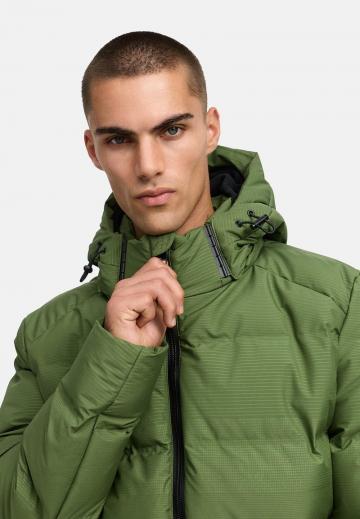 Зимняя куртка