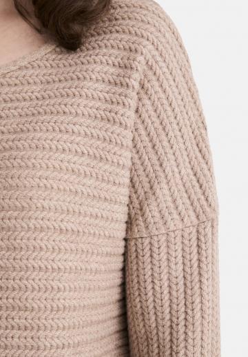 Длинный пуловер