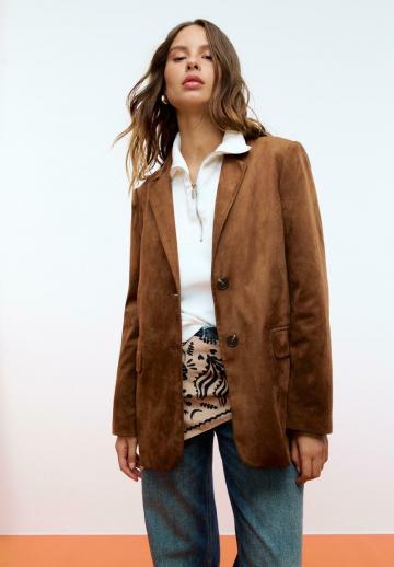 Короткое пальто