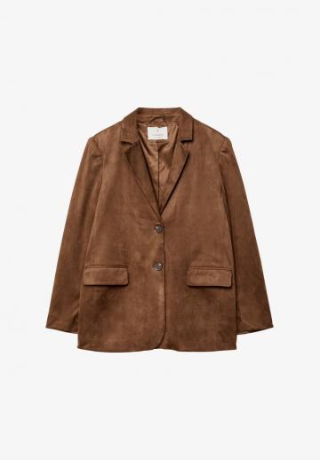 Короткое пальто