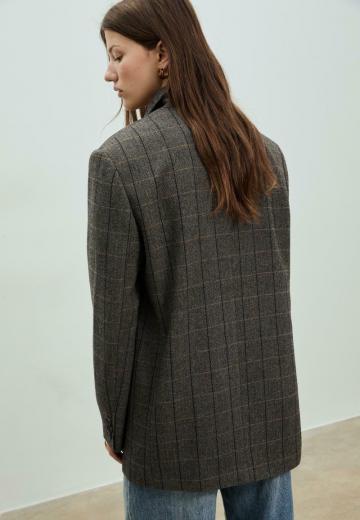 Короткое пальто