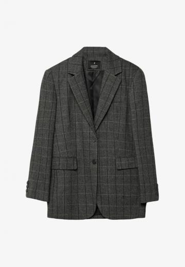 Короткое пальто