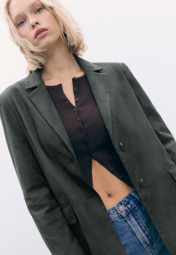 Пальто из искусственной кожи