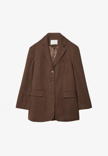 Короткое пальто