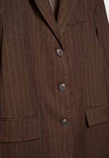 Короткое пальто