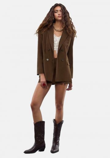 Короткое пальто