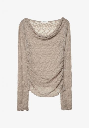 Кружевная блузка