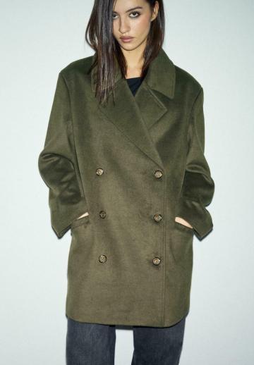 Короткое пальто