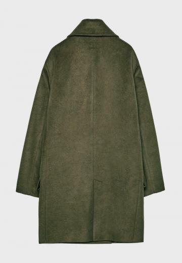 Короткое пальто