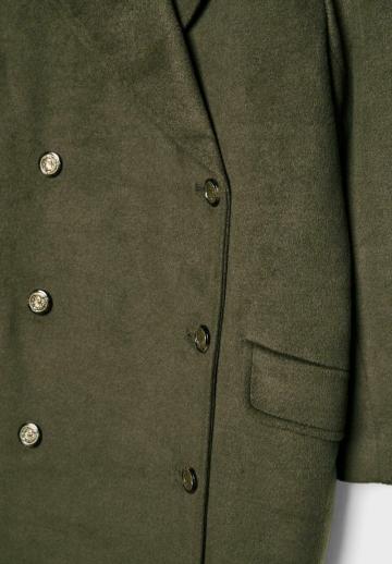 Короткое пальто