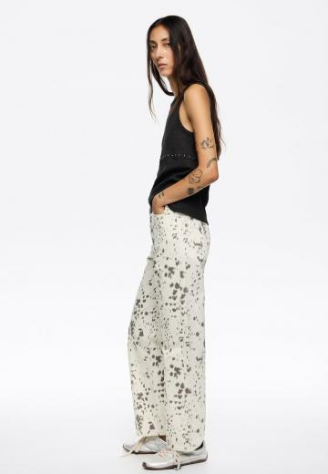 Прямые джинсы