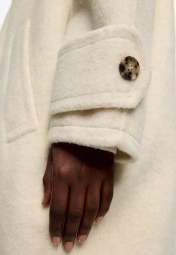 Шерстяное пальто