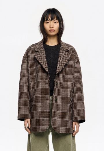 Короткое пальто