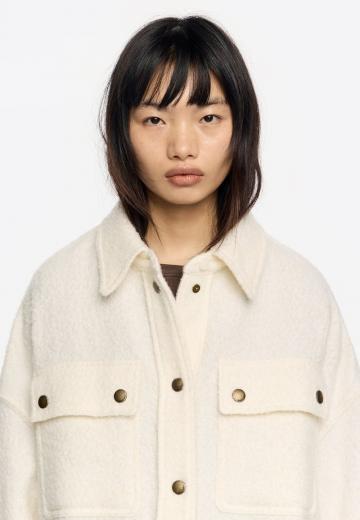 Короткое пальто