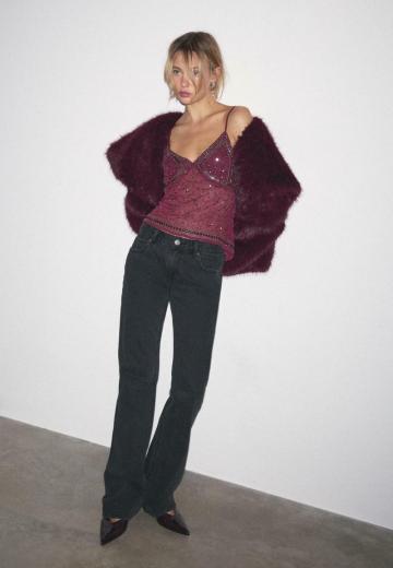 Топ на бретельках