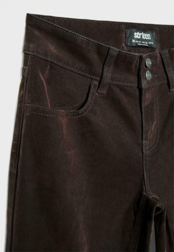 Клешеные джинсы