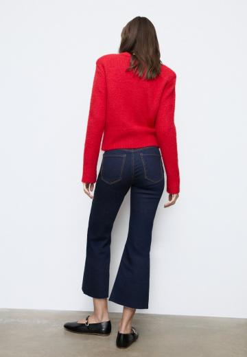 Клешеные джинсы