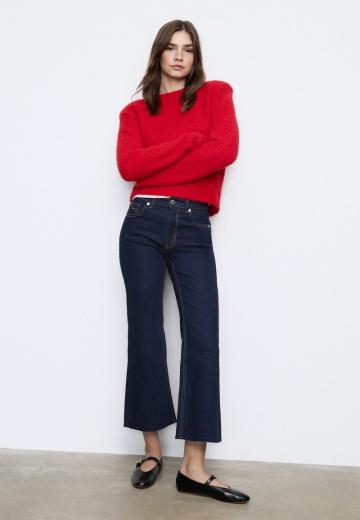 Клешеные джинсы