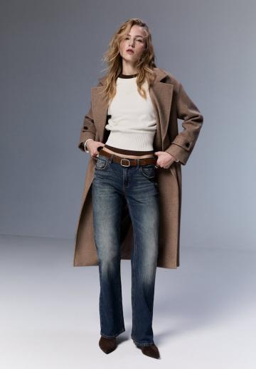 Клешеные джинсы