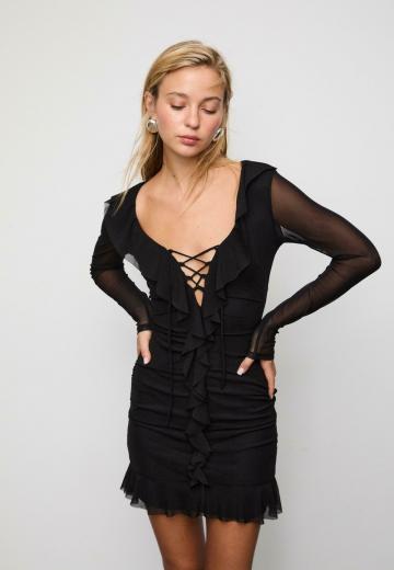 Платье футляр