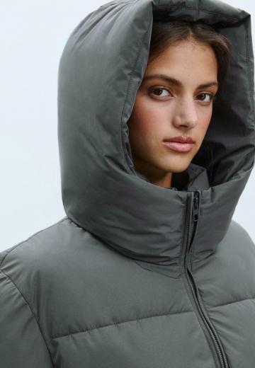 Зимняя куртка