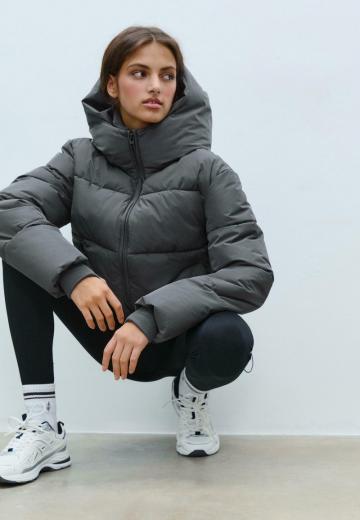 Зимняя куртка