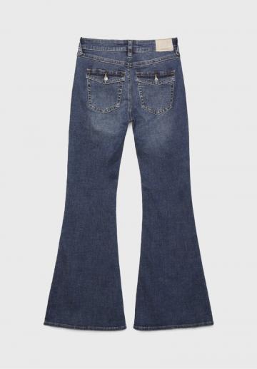 Клешеные джинсы