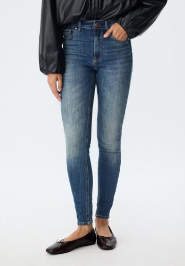 Узкие брюки