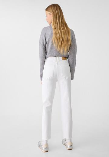 Короткие джинсы