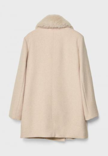 Короткое пальто