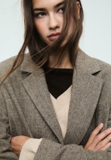 Короткое пальто