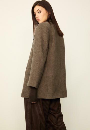 Короткое пальто