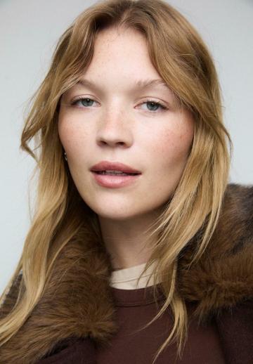 Короткое пальто