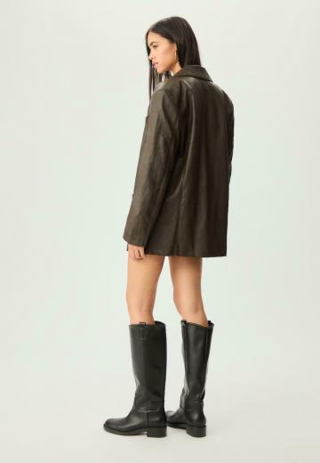 Короткое пальто