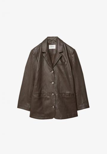 Короткое пальто